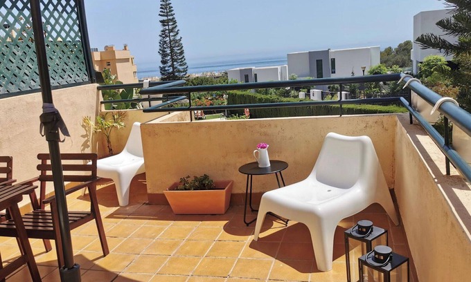 Las Lagunas Apartamento | Stunning view townhouse - close to the beach -1