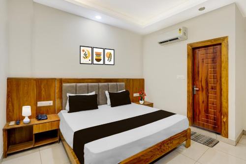 Varanasi Hotel | Townhouse Varanasi City Station Formerly S Kumar Inn