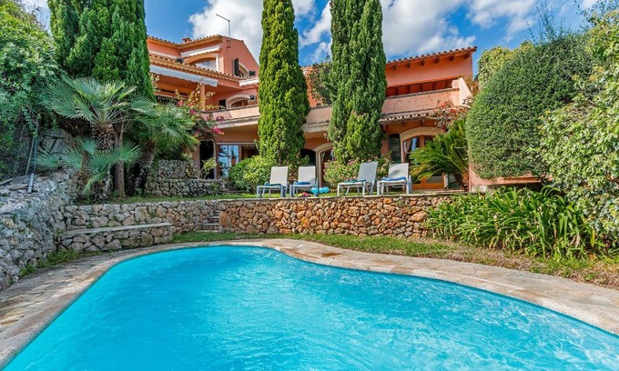Pollensa Casa | Townhouse with pool and mountain views, just 5 min