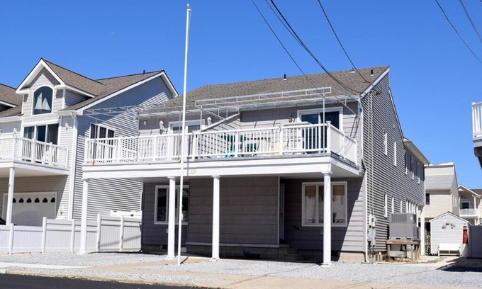 Townsend's Inlet Condominio | Townsends Inlet Rental 4 BR, 3 Bath, Sleeps 12!
