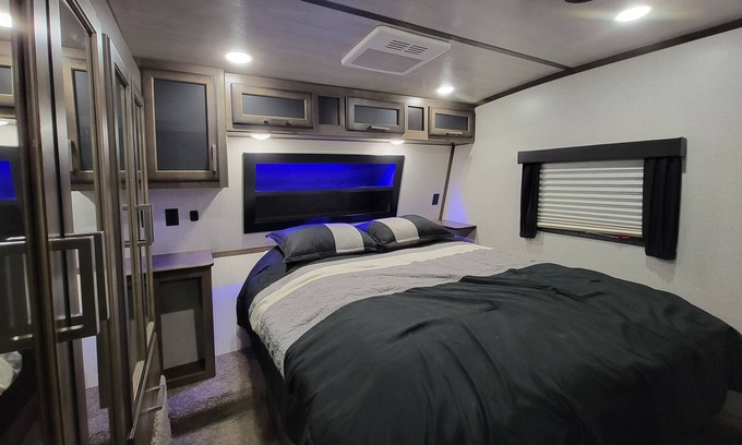 Marshfield Casa | Toy Hauler in the Country