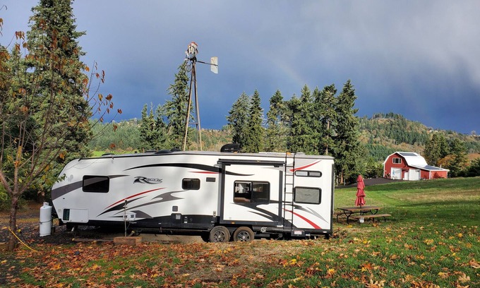 Crawfordsville Casa | Toyhauler trailer rental at Carsner Tree Farm (CTF)