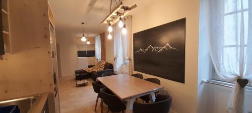 Luz-Saint-Sauveur Apartamento | Très bel appartement T3 HYPER CENTRE ENTIEREMENT RENOVE EN 2022