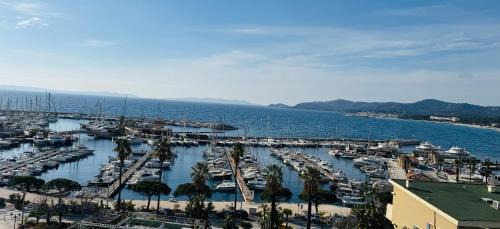 Le Lavandou Apartamento | Très bel appartement T3 dernier étage vue mer