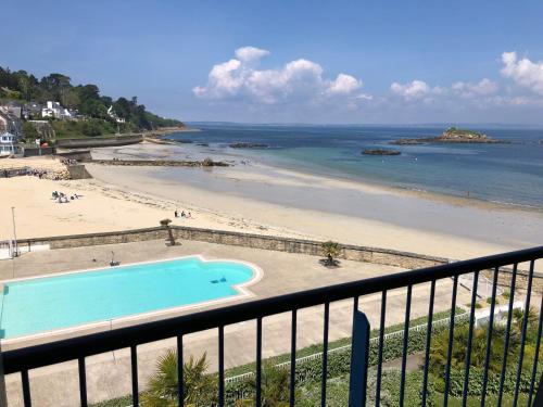 Treboul Apartamento | Très bel appartement vue mer avec piscine