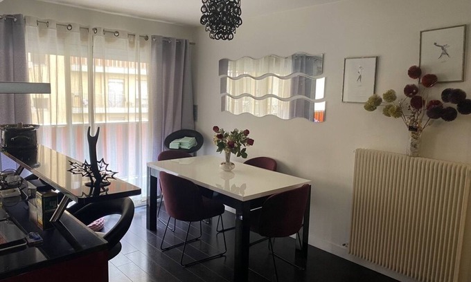 Roquebilliere Apartamento | Très Grand 2 Pièces Proche Toutes Commodités - Décoration Moderne - Lit 200x200