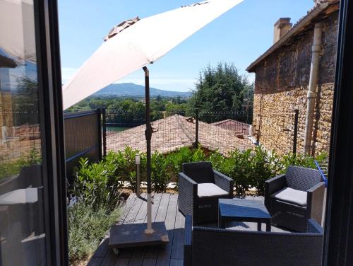 Trevoux Apartamento | Trévoux: loft ravissant avec terrasse