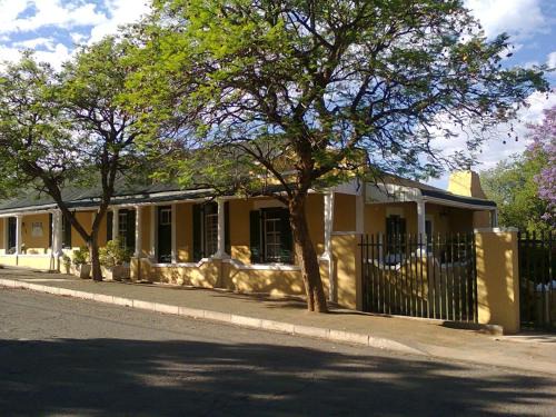 Graaff-Reinet Casa | Trackers Inn