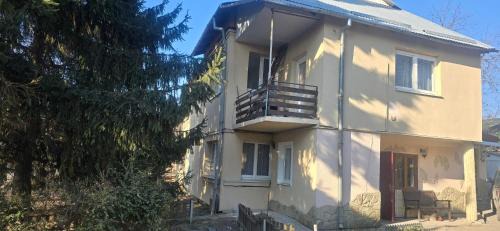 Lychakivskyi District Casa | Tract House