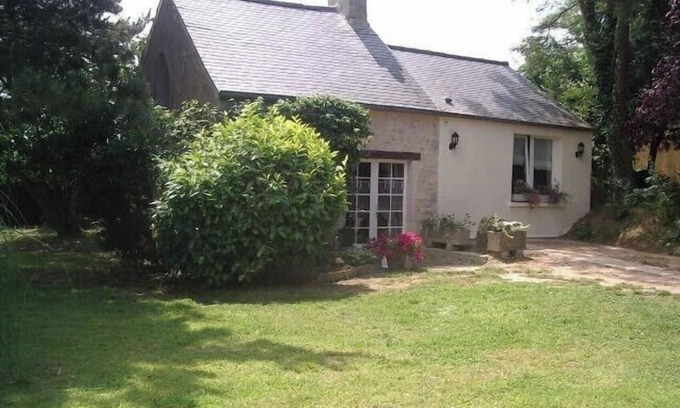 Tracy-sur-Mer Casa | Tracy sur Mer. Charming little gîte, completely renovated.
