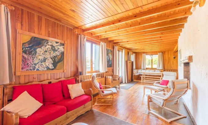 Montgenevre Chalet De Esquí | Traditional Alpine chalet with 3-4 bedrooms, well suited for 3-4 couples