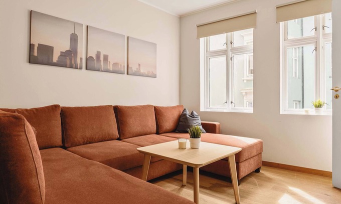 Bergen City Centre Apartamento | Traditional Bergenhouse l Shared backyard l 24l7