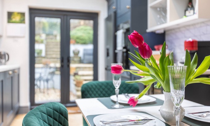 Ampleforth Cabaña | Traditional Country Cottage - Pet Friendly