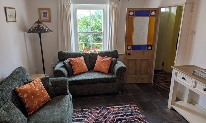 Mousehole Cabaña | Traditional Fisherman's Cottage with 3 bedrooms