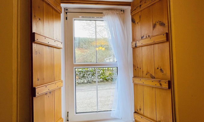 East Lewiston Cabaña | Traditional Highland Cottage Near Loch Ness-sleeps 6