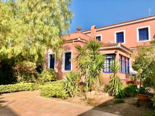 Aegina Villa | Traditional House at Aegina Port