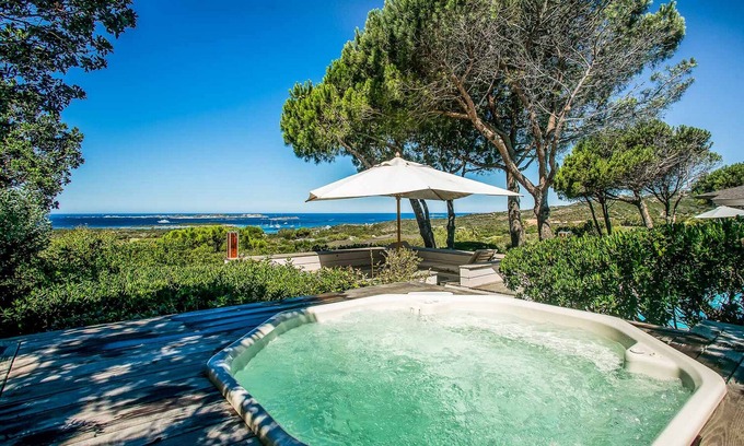 Bonifacio Casa | Traditional house with pool close to the beach