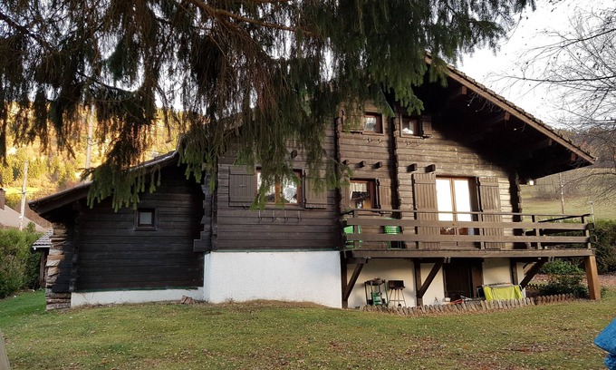 Les Bouchoux Chalet De Esquí | Traditional Mountain Chalet, located in the Haut-Jura Natural Park