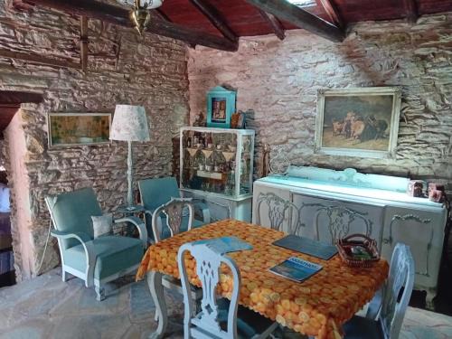 Kali Vrysi Casa | Traditional stone house in Pelion