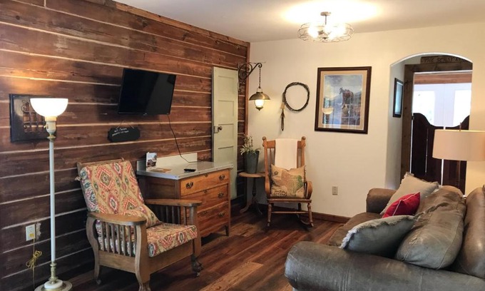 Alpine Village Casa | Trail's End