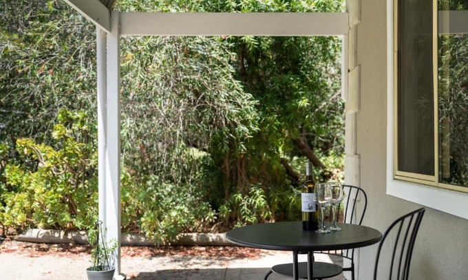 Clare Casa | Trail Side Cottage