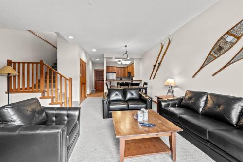 Sun Peaks Casa | Trails Edge #17 By Bear Country