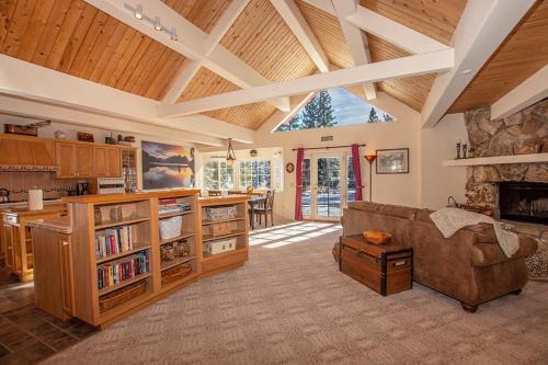 Dollar Point Casa | Trailside Escape By Hauserman Rentals