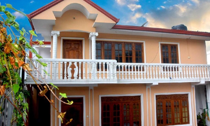 Nuwara Eliya Casa | Train View Villa