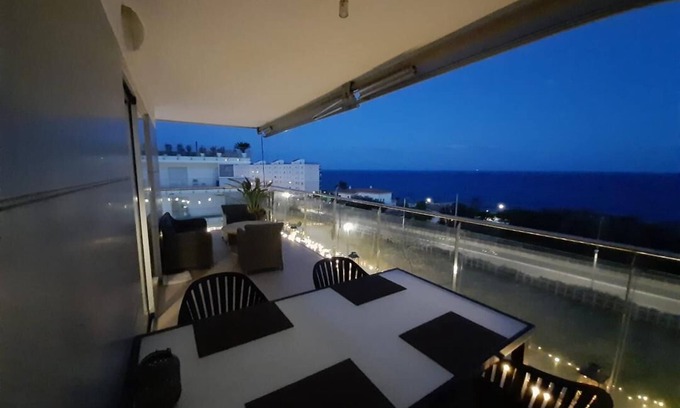 Sant Andreu de Llavaneres Apartamento | Tranquilidad frente al mar