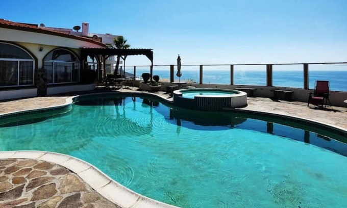 Primo Tapia Casa | Tranquil 3-bedroom house with WiFi in Baja California