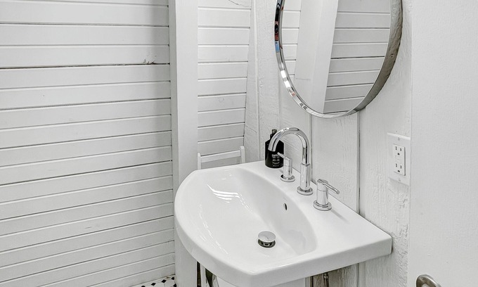 Harbor Springs Cabina | Tranquil 3-bedroom cabin in Harbor Springs