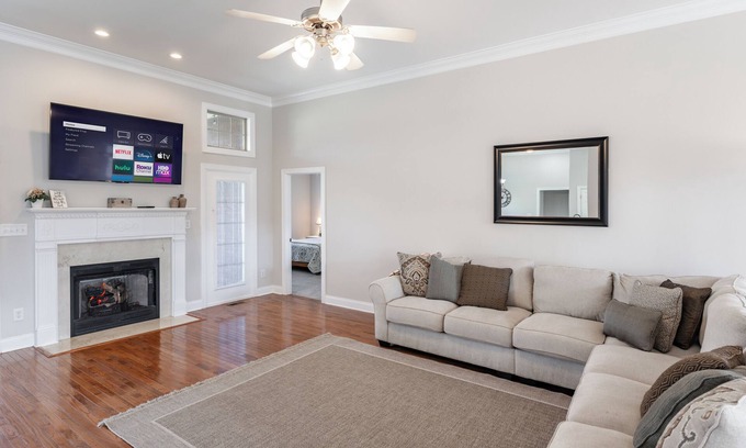 Harvest Casa | Tranquil 4-bedroom spacious home in charming Huntsville