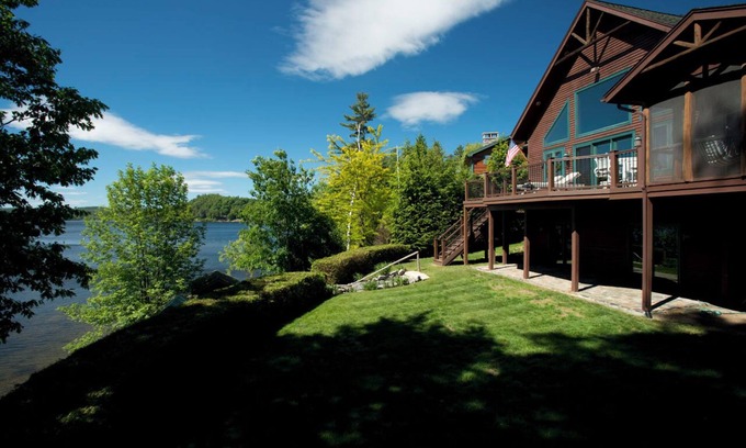 Schroon Lake Casa | Tranquil 4-bedroom house with stunning views and direct access to Schroon Lake