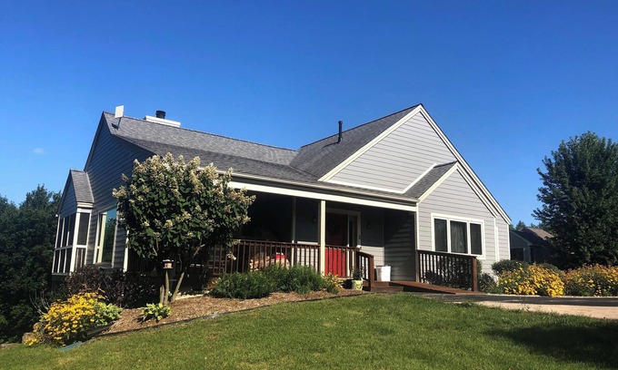 The Galena Territory Casa | Tranquil 4BD/4BA Galena Getaway - Sleeps 10