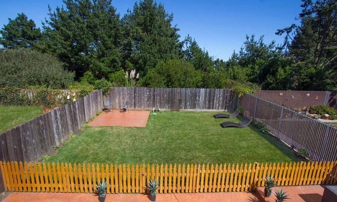 Pacifica Casa | Tranquil 5-bedroom house in Pacifica