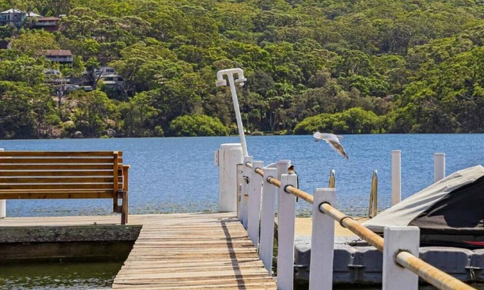 Woy Woy Casa | Tranquil Abode with Spa & Jetty