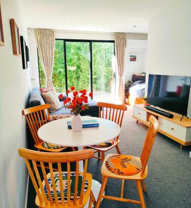 Linwood Apartamento | Tranquil Bamboo Oasis at Christchurch