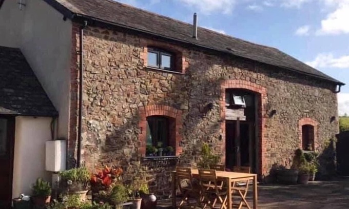 Broadwoodkelly Casa | Tranquil Barn Retreat Nr Winkleigh