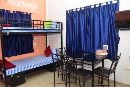 Bhubaneshwar Casa | Tranquil Budget Room