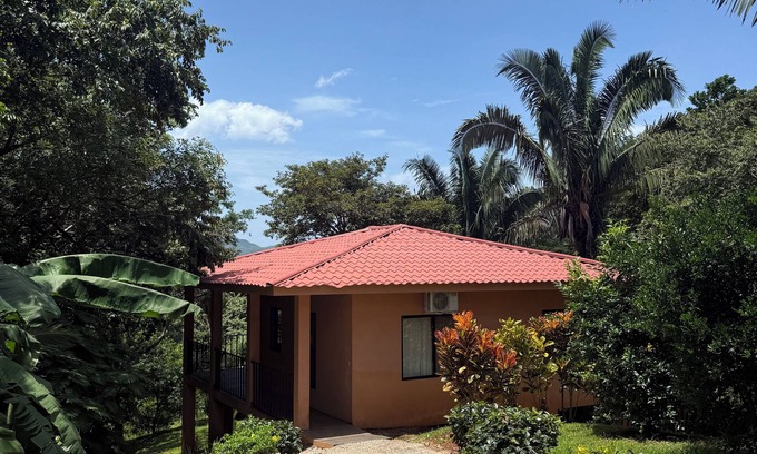 Sámara Cabaña | Tranquil Casita in Samara - just purchased and being updates Fall 2025