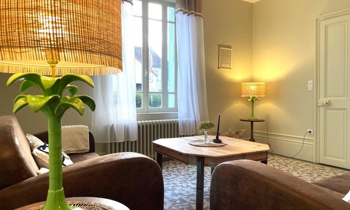 La Ferte-Hauterive Cabaña | Casa tranquila con jardín, aparcamiento y Wi-Fi en La Ferté-Hauterive