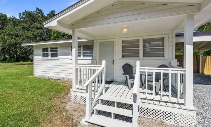 Grand Bay Casa | Tranquil Cottage on the Coast