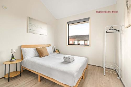 Canley Vale Casa | Tranquil Double Room - Walk to Train & Cabramatta Eats - Shared Bathroom