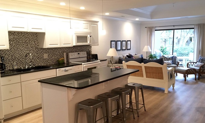 West Beach Cabaña | Escape de la laguna tranquila. Con Community Pool, ¡Reserve su viaje a la playa 2020 ahora!