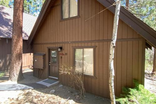 Incline Village Casa | Tranquil Family Cabin