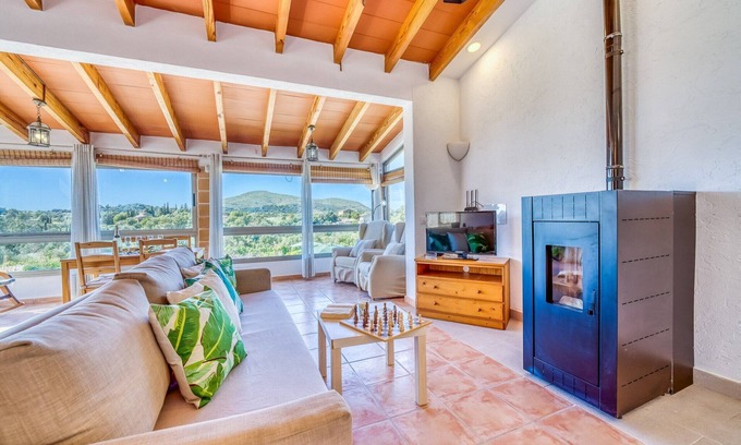 Arta Casa | Casa rural en Artá con piscina privada