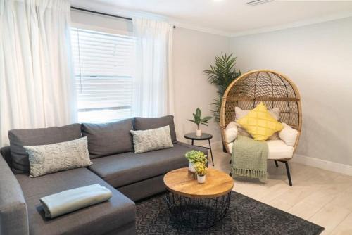 Bearss Plaza Casa | Tranquil & Fully Renoveted Home Near Busch Gardens