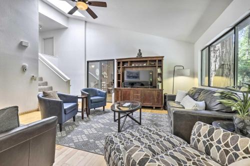 Guerneville Casa | Tranquil Guerneville Home with Redwood Views