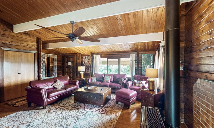 Volcano Casa | Tranquil home on 1.82-acres with lanai, free WiFi, W/D, and gas fireplace