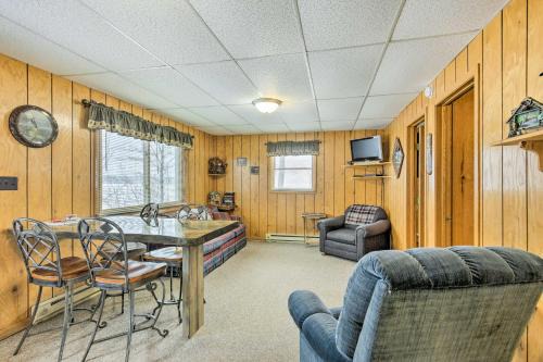 Marenisco Casa | Tranquil Marenisco Cabin on Lake Gogebic!